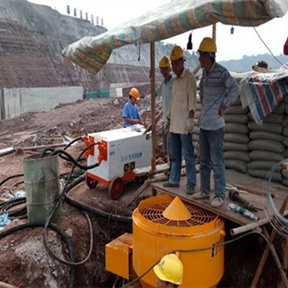 雙液注漿機(jī)施工現(xiàn)場